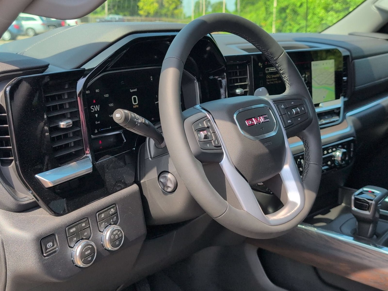 New 2026 GMC Sierra 1500 SLT w/ SLT Premium Plus Package AWD/4WD image 11