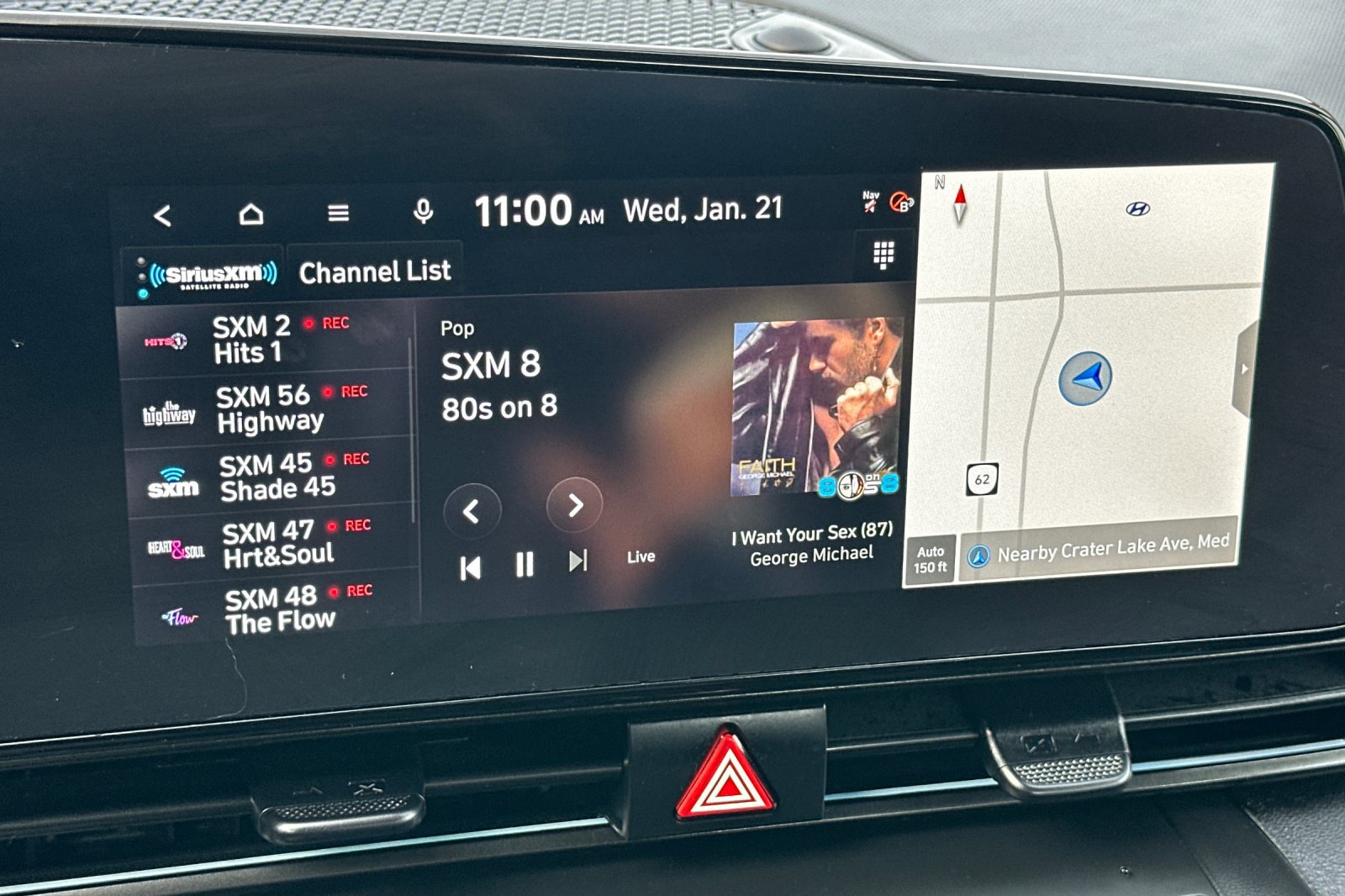 Certified 2025 Hyundai Elantra SEL image 17