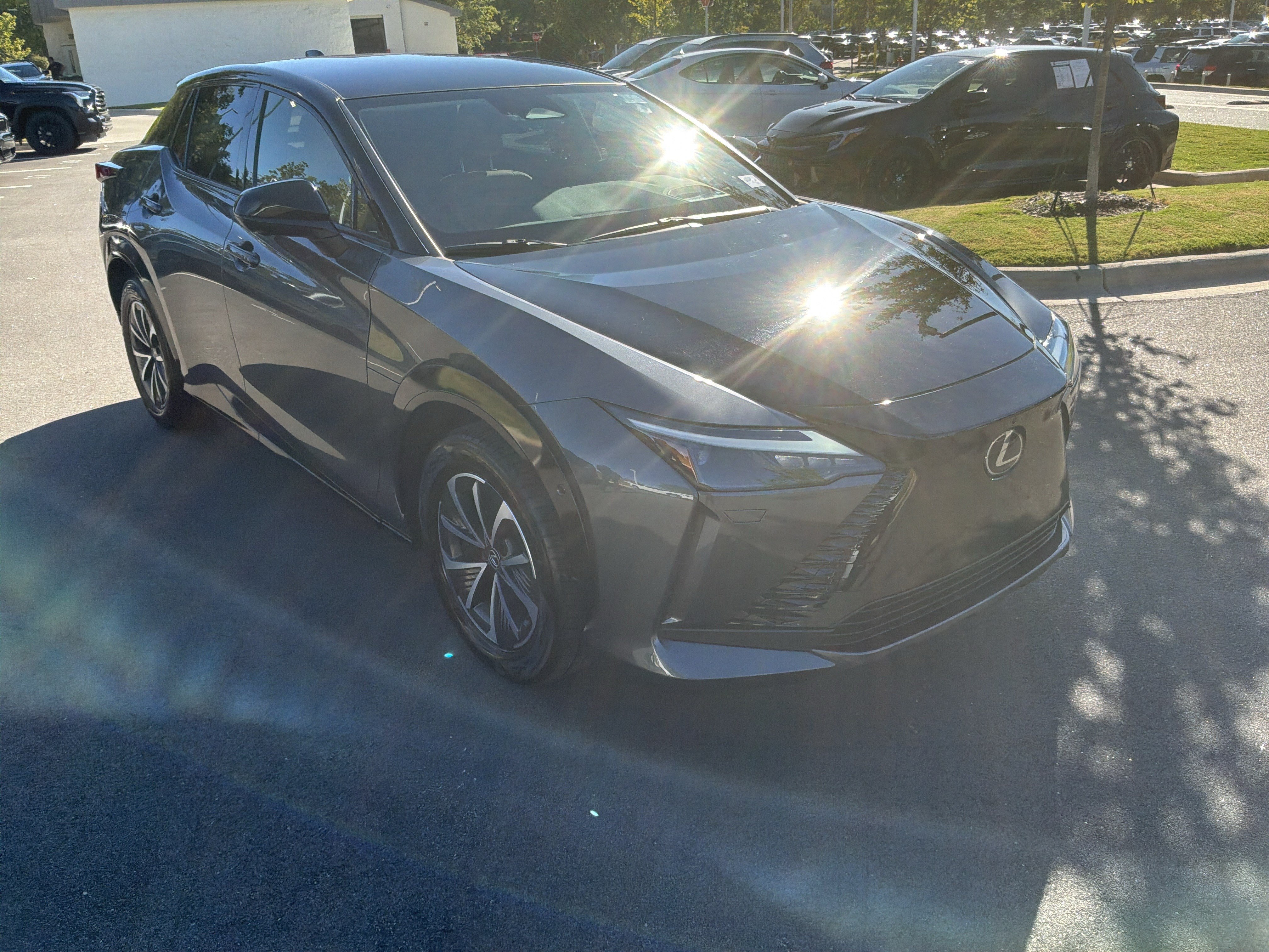 Used 2023 Lexus RZ 450e Premium w/ Technology Package AWD/4WD image 2