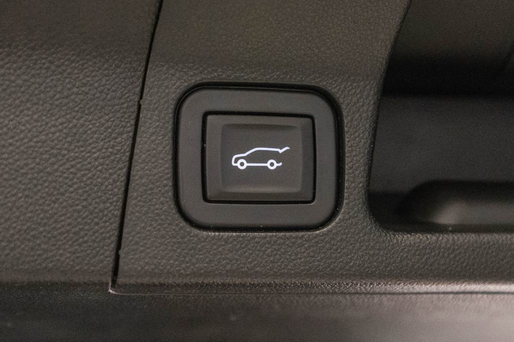 Used 2017 GMC Acadia Denali w/ Technology Package image 40