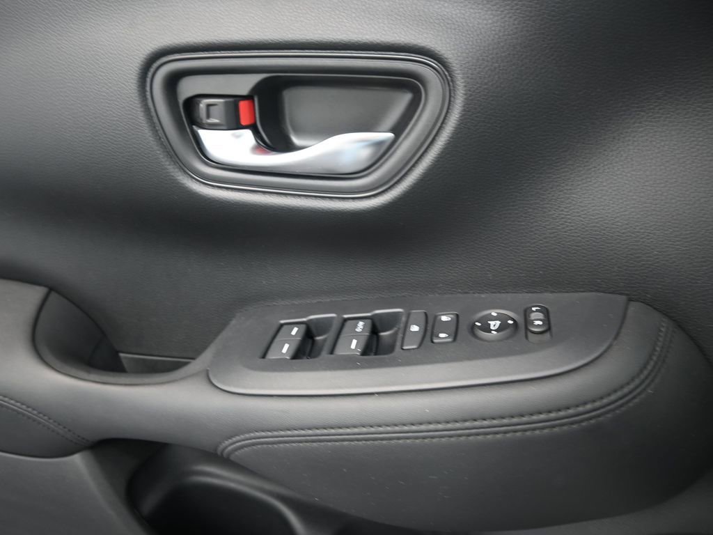 Used 2024 Honda HR-V LX image 13