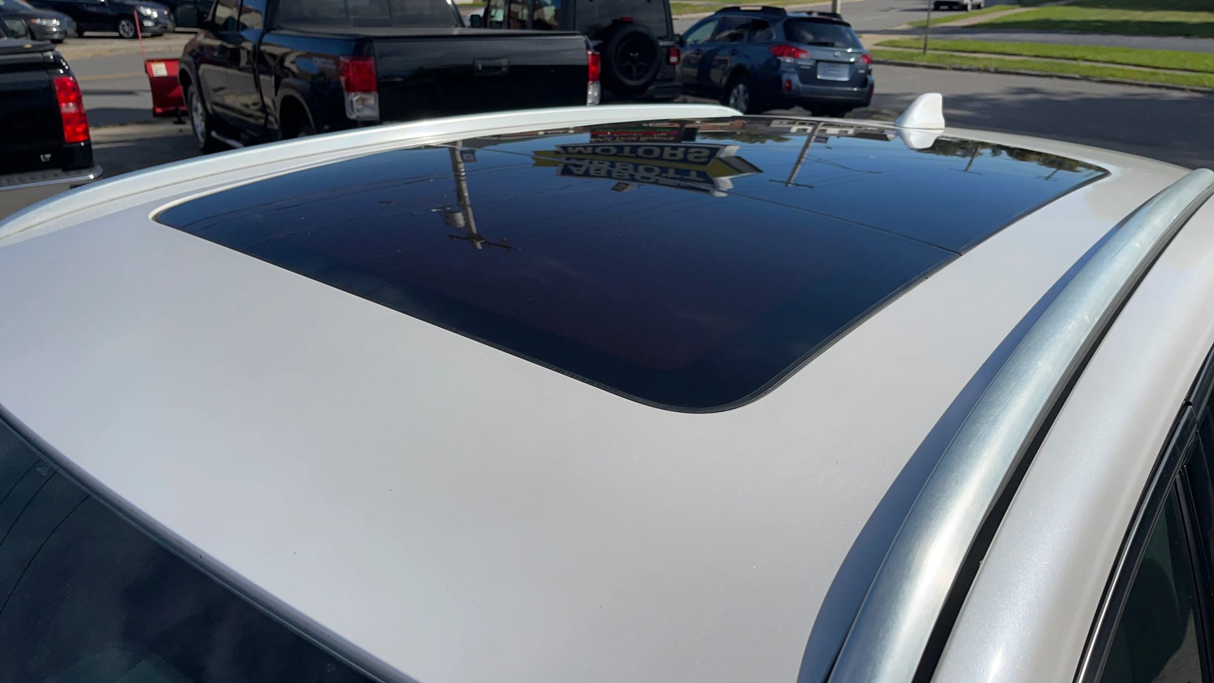 Used 2016 Lincoln MKC Reserve w/ Lincoln MKC Climate Package image 14