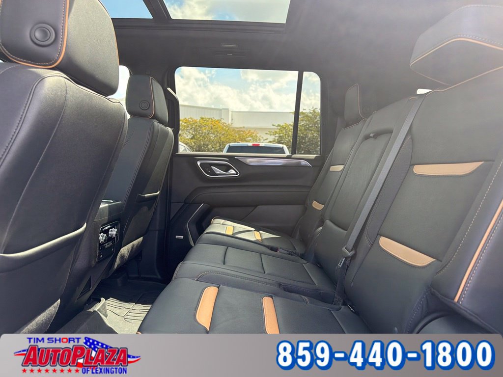 Used 2024 GMC Yukon XL AT4 w/ AT4 Premium Plus Package AWD/4WD image 35