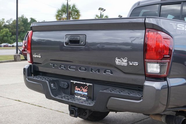 Used 2023 Toyota Tacoma SR image 5