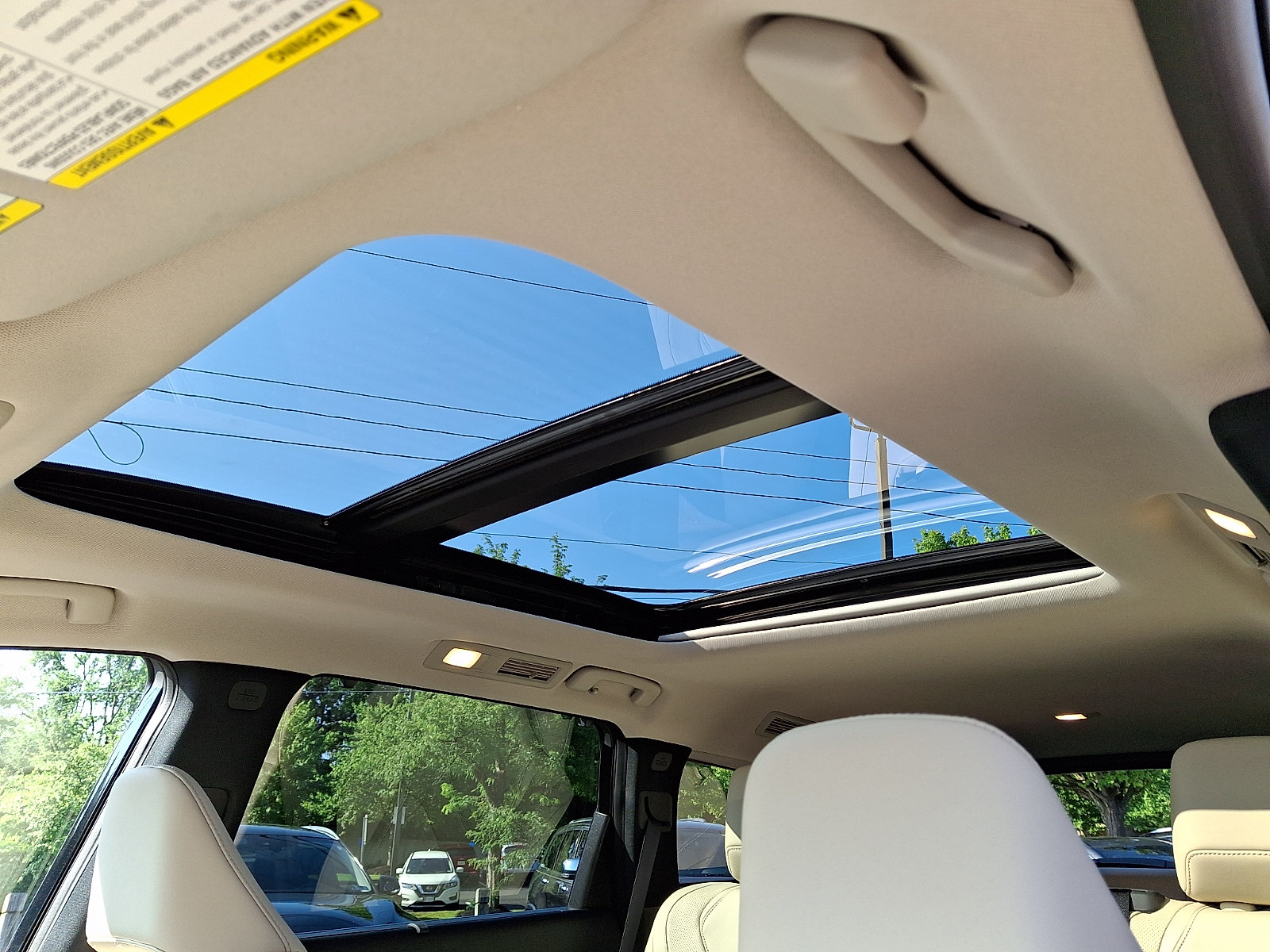 Certified 2023 INFINITI QX60 Luxe AWD/4WD image 15