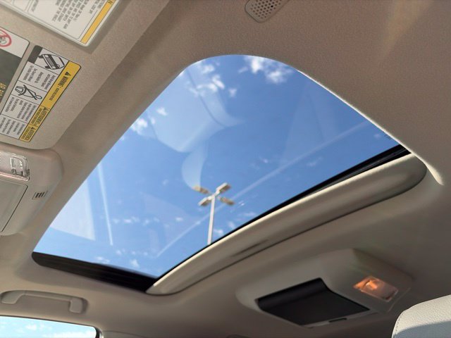 Used 2021 Toyota Sequoia Platinum AWD/4WD image 38