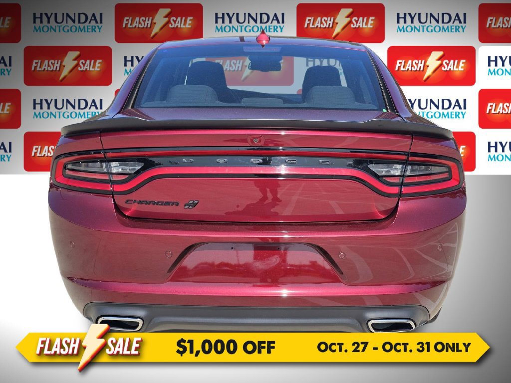 Used 2023 Dodge Charger SXT w/ Blacktop Package AWD/4WD image 10