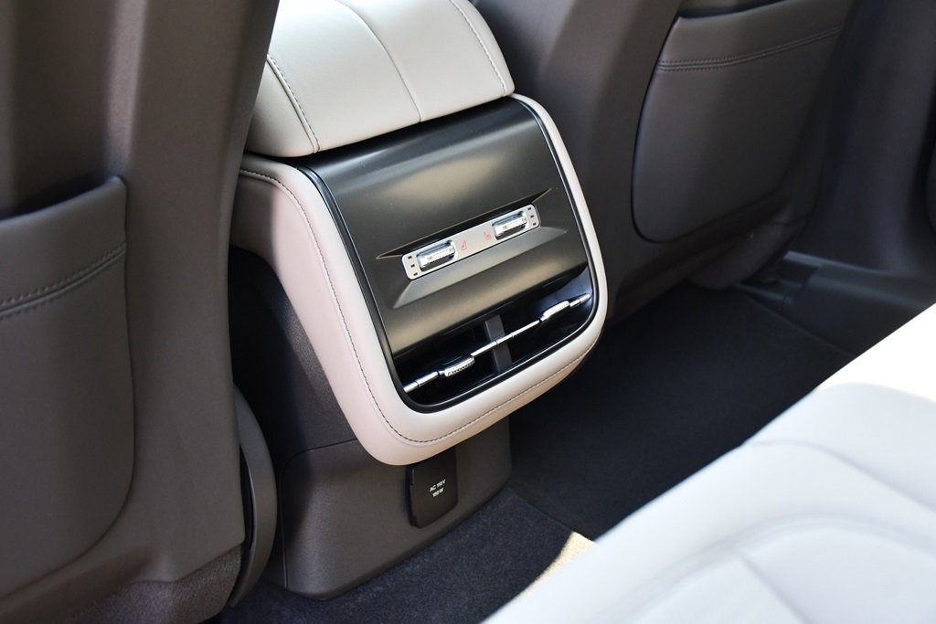 New 2025 Lincoln Nautilus Reserve w/ Jet Appearance Package image 20