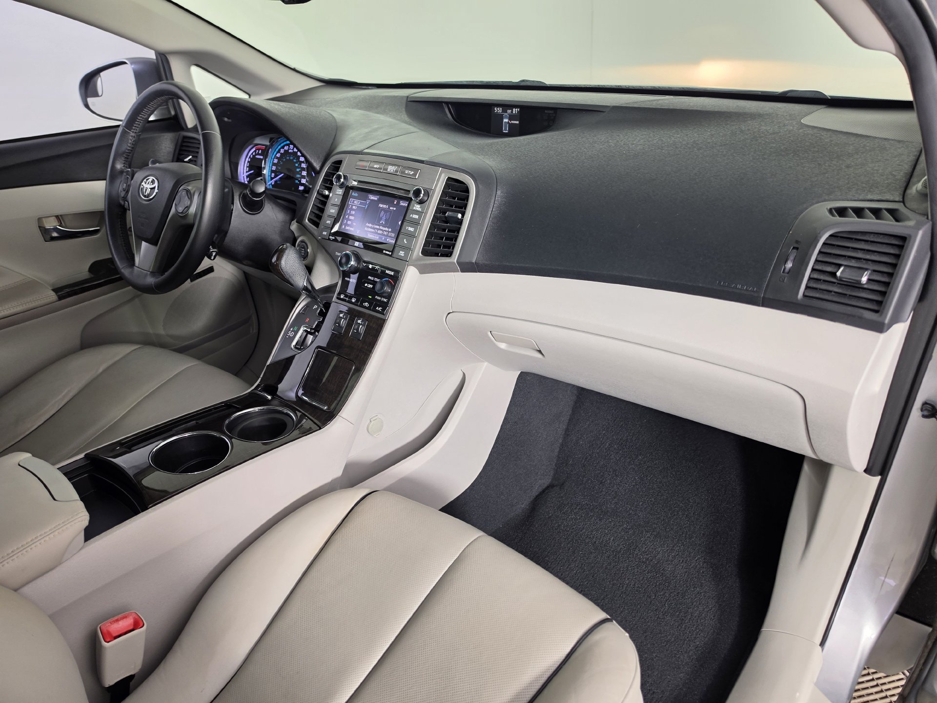 Used 2015 Toyota Venza XLE w/ XLE Premium Package FWD image 32