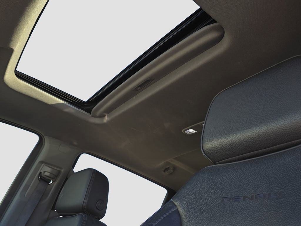 Used 2023 GMC Sierra 1500 Denali w/ Denali Reserve Package image 8