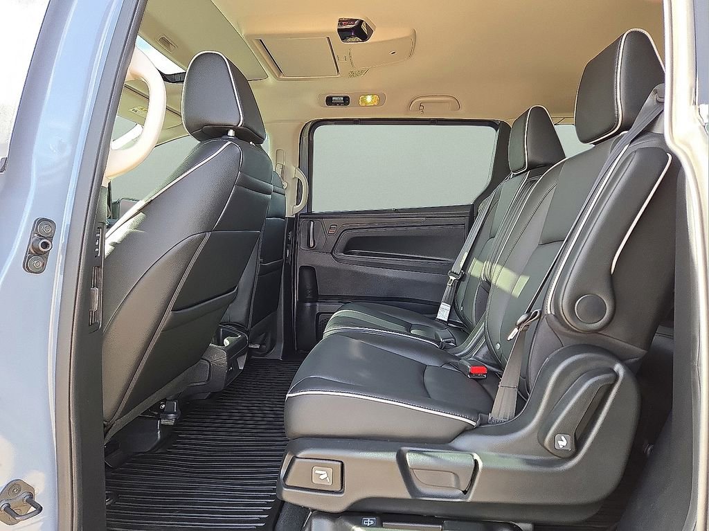 Used 2025 Honda Odyssey Touring image 17