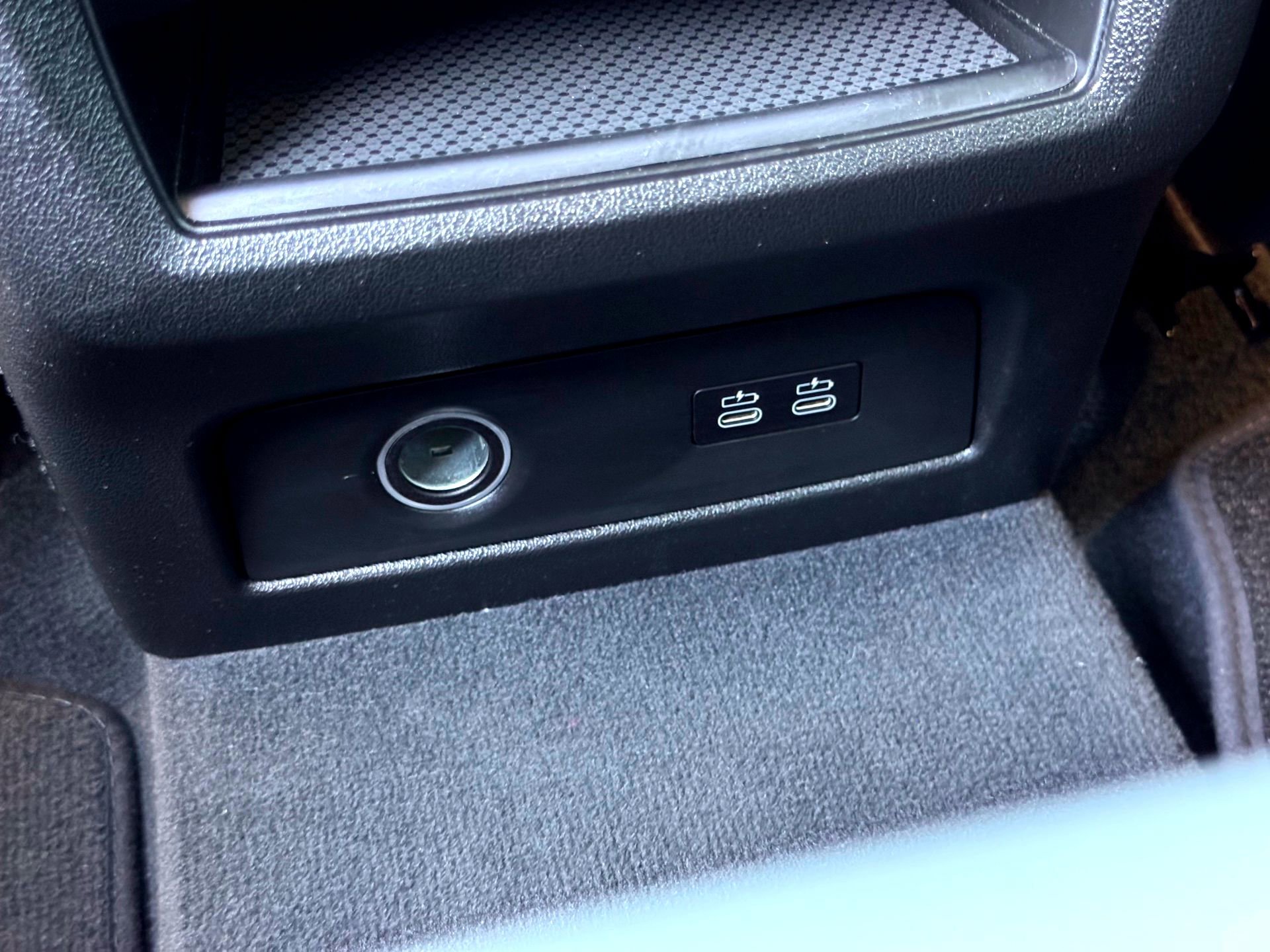 Used 2026 BMW X5 M60i image 23