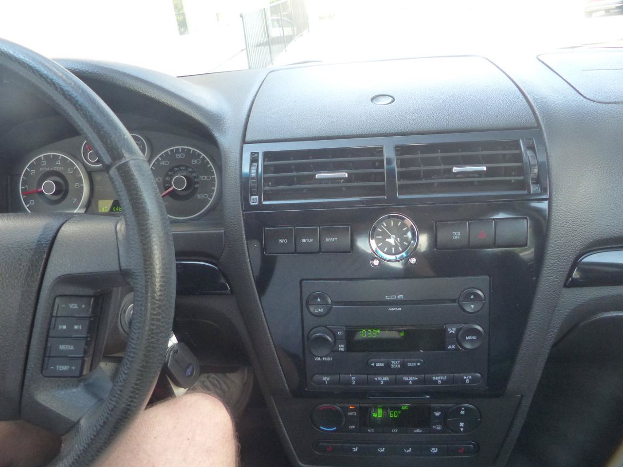 Used 2006 Ford Fusion SEL FWD image 20
