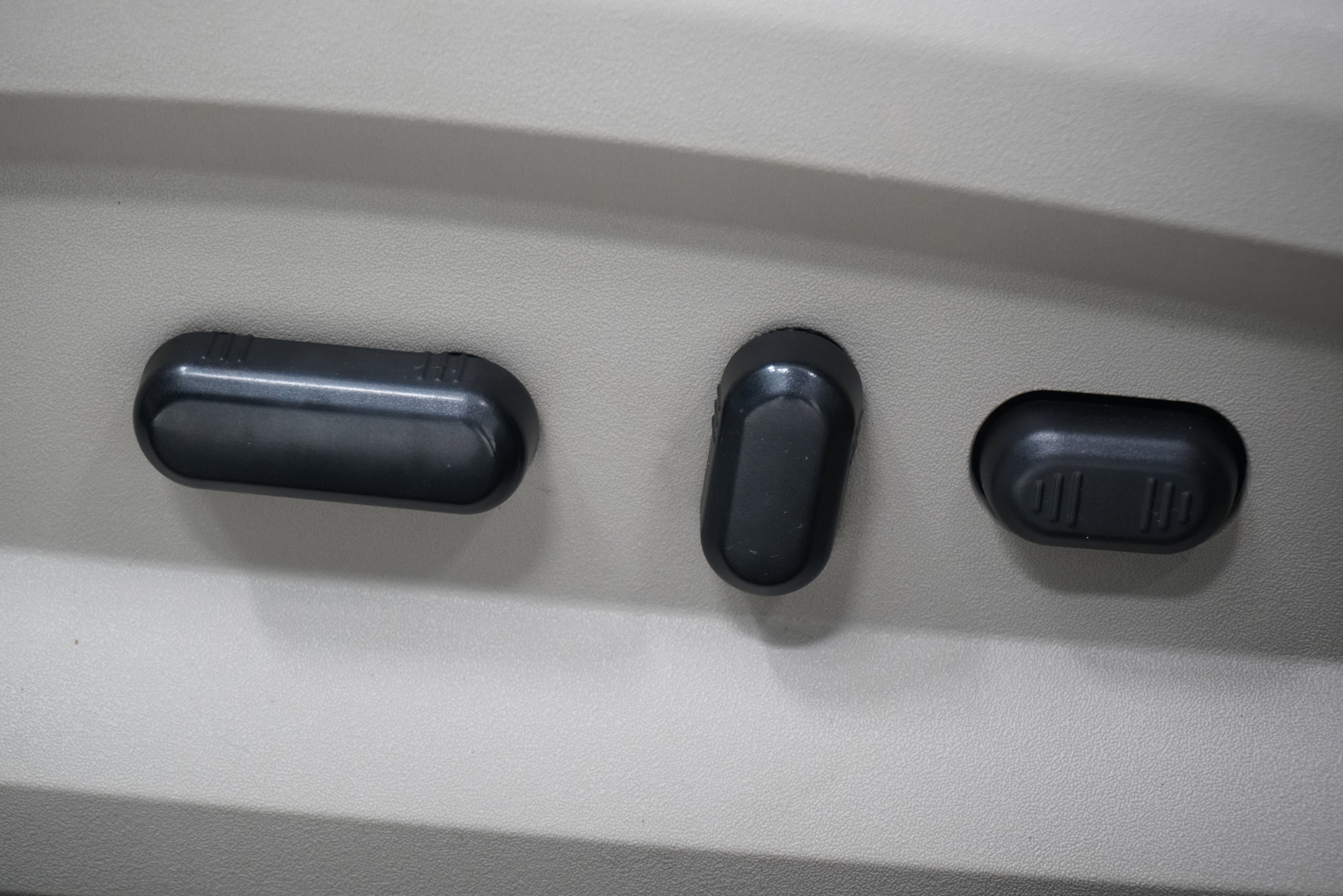 Used 2013 Ford Edge SEL FWD image 14