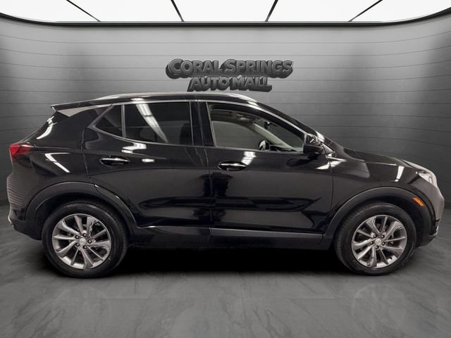 Used 2023 Buick Encore GX Essence w/ Experience Buick Package FWD image 6