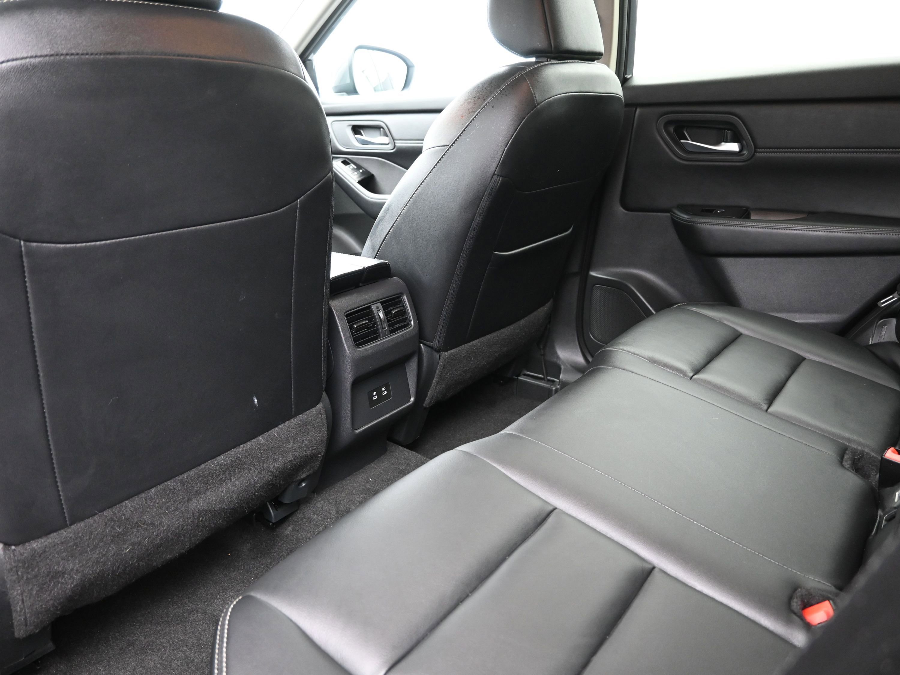 Used 2024 Nissan Rogue SL image 20