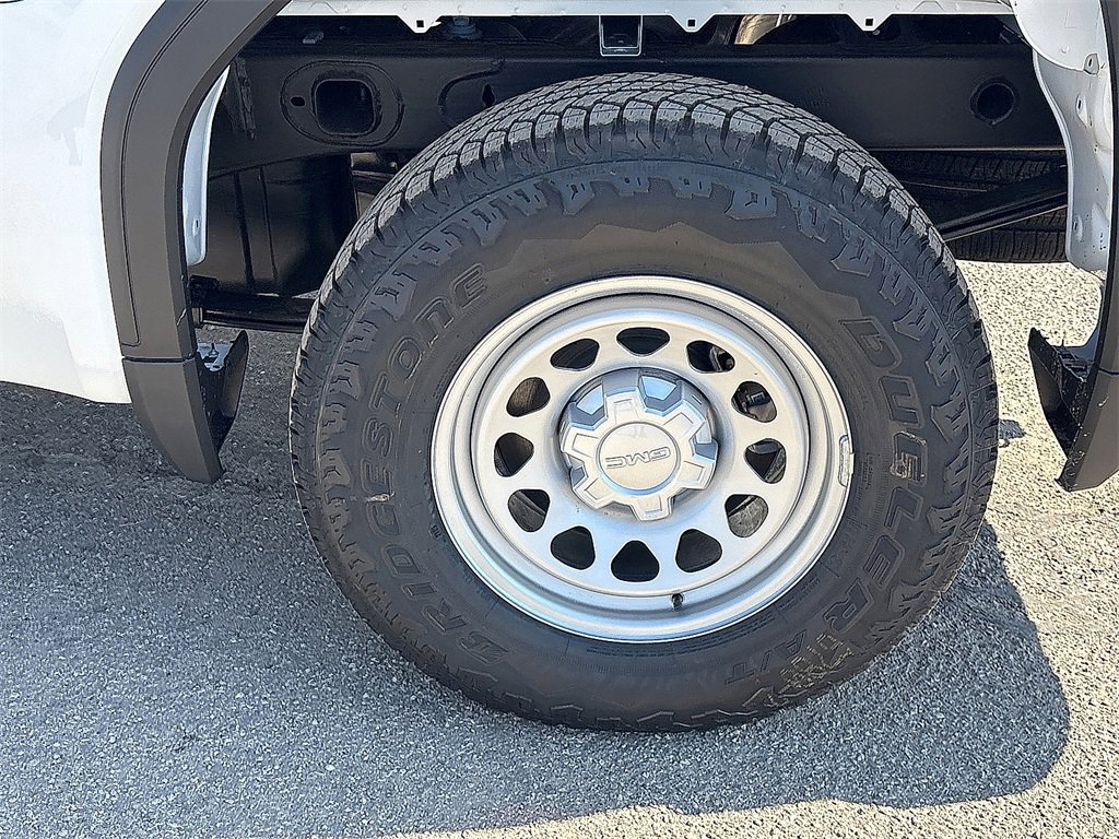 New 2026 GMC Sierra 1500 Pro w/ Pro Value Package image 8