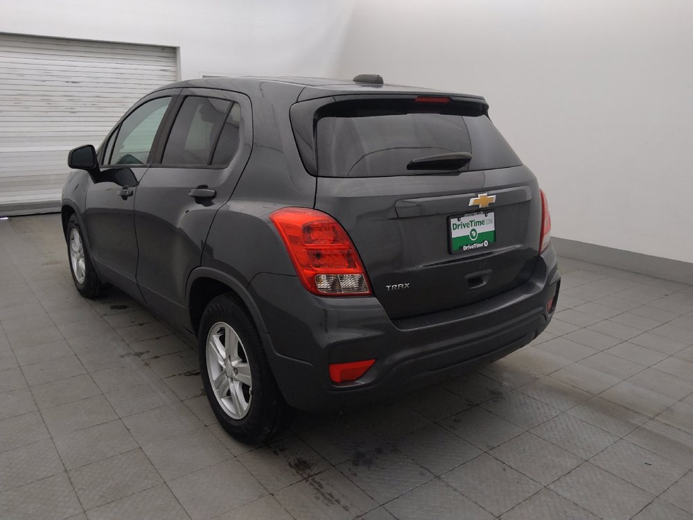 Used 2020 Chevrolet Trax LS w/ Tint and Cruise Package FWD image 5