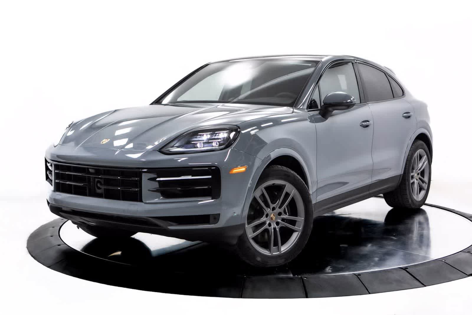 Certified 2025 Porsche Cayenne Coupe image 1
