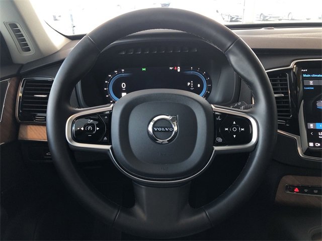 Used 2025 Volvo XC90 B6 Plus image 35