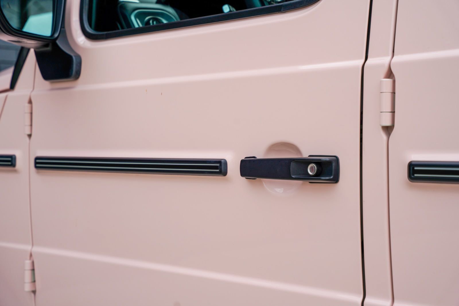 Used 2021 Mercedes-Benz G 550 w/ Exclusive Interior Package image 14