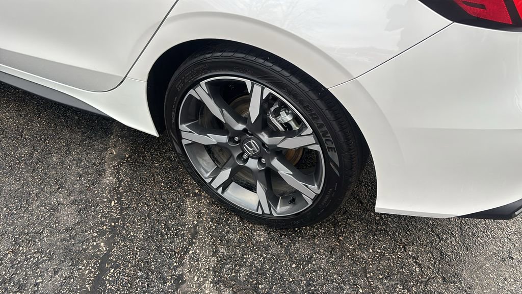 Certified 2025 Honda Civic Sport Touring image 9