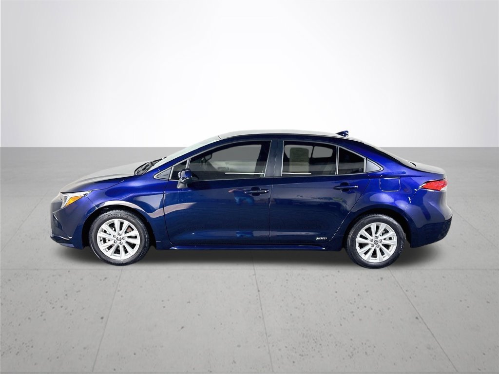 Used 2026 Toyota Corolla LE w/ LE Premium Package AWD/4WD image 9