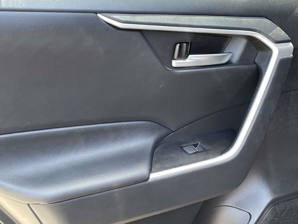 Used 2025 Toyota RAV4 XLE Premium w/ Weather Package FWD image 11