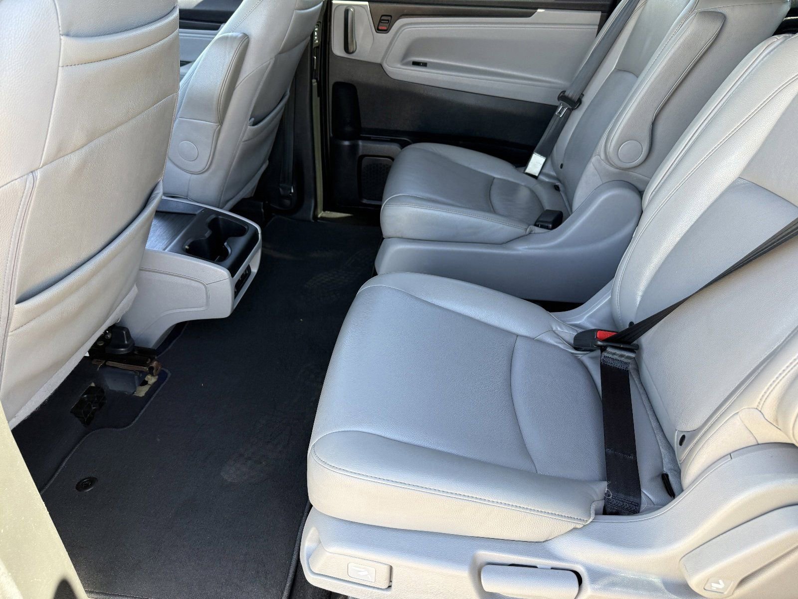 Used 2018 Honda Odyssey Touring image 18