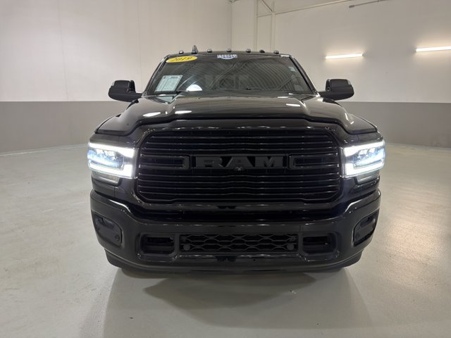 Used 2019 RAM 3500 Laramie w/ Black Appearance Package AWD/4WD image 2