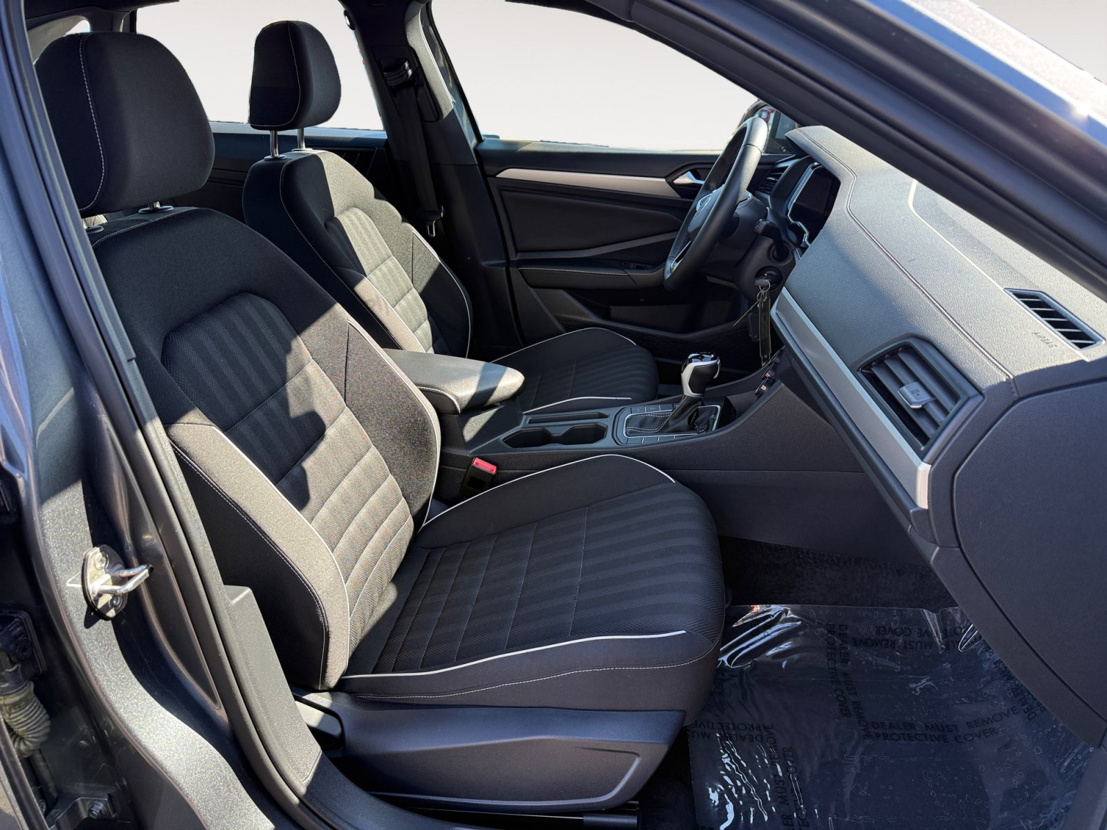 Used 2024 Volkswagen Jetta Sport FWD image 19