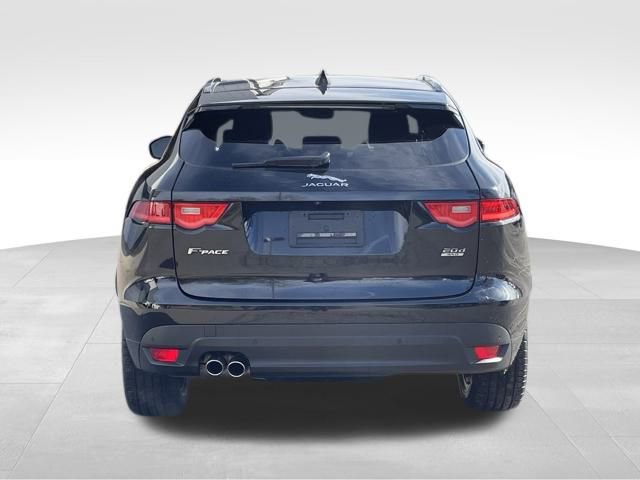 Used 2019 Jaguar F-PACE R-Sport image 6