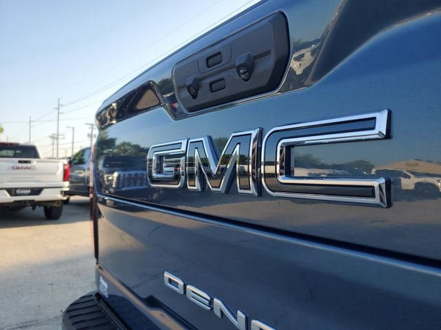 New 2026 GMC Sierra 2500 Denali Ultimate w/ Max Trailering Package AWD/4WD image 7