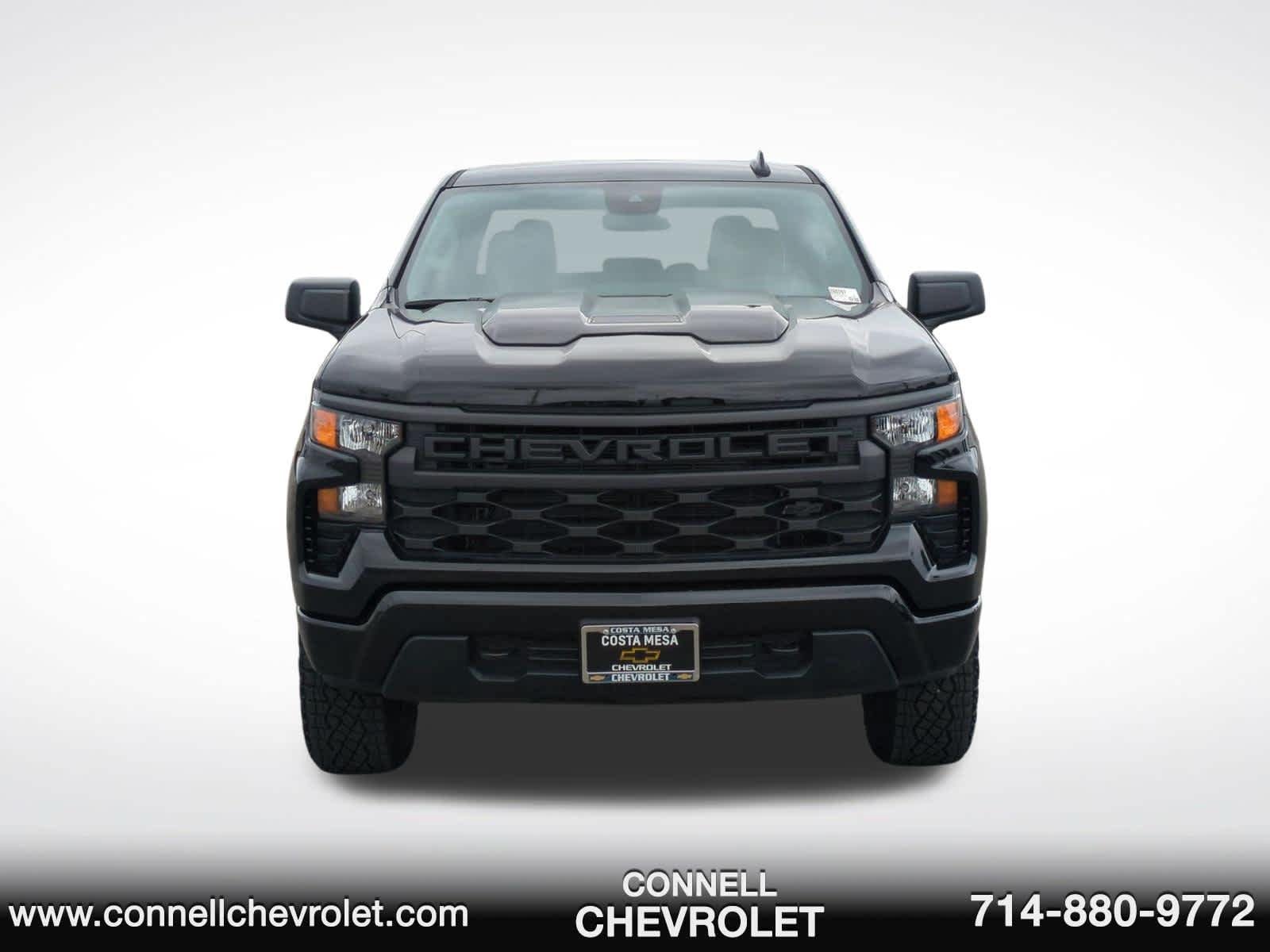 New 2026 Chevrolet Silverado 1500 Custom Trail Boss w/ Midnight Edition AWD/4WD image 2