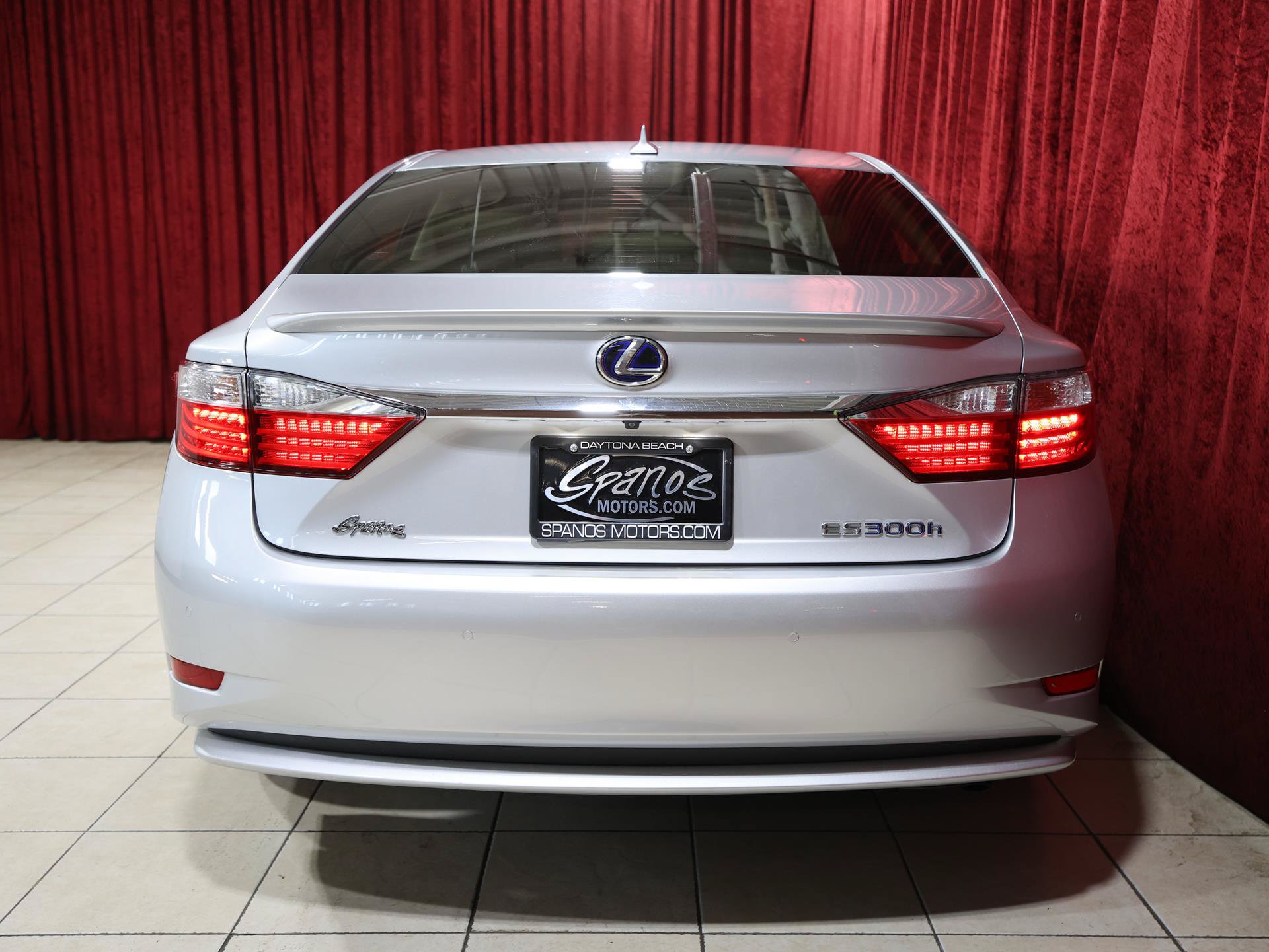 Used 2014 Lexus ES 300h w/ Luxury Package w/Bamboo Trim FWD image 10