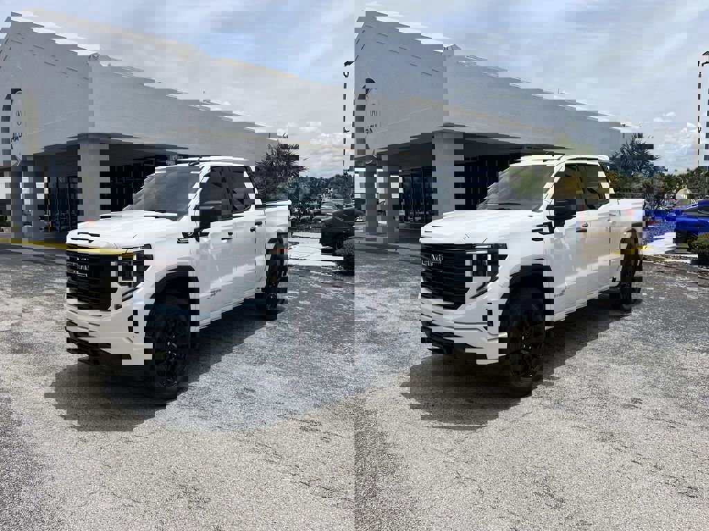 New 2025 GMC Sierra 1500 Pro w/ Graphite Edition image 10