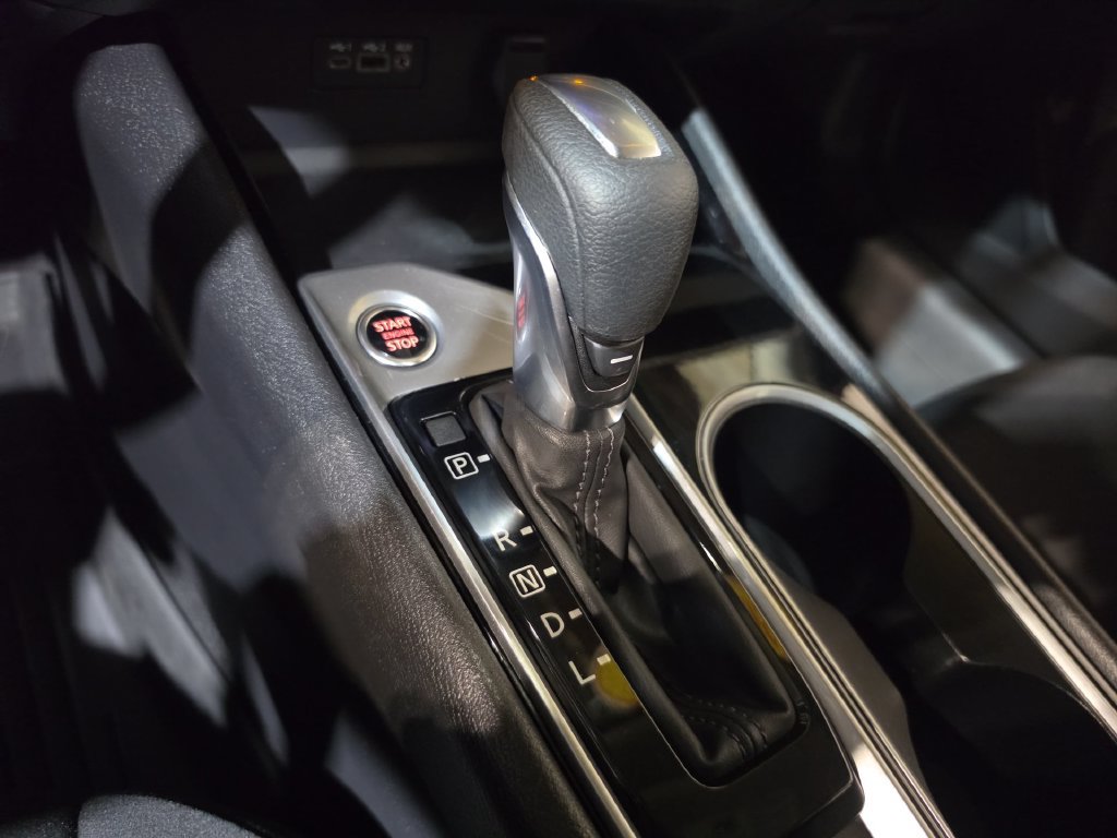 Used 2024 Nissan Altima 2.5 SV AWD/4WD image 20