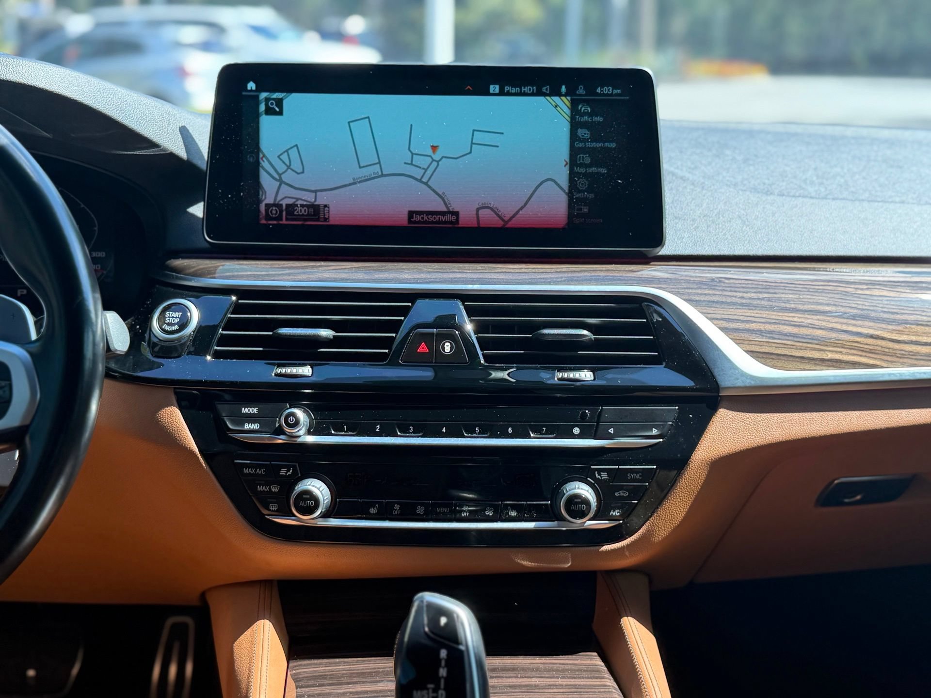 Used 2021 BMW 540i w/ M Sport Package RWD image 25