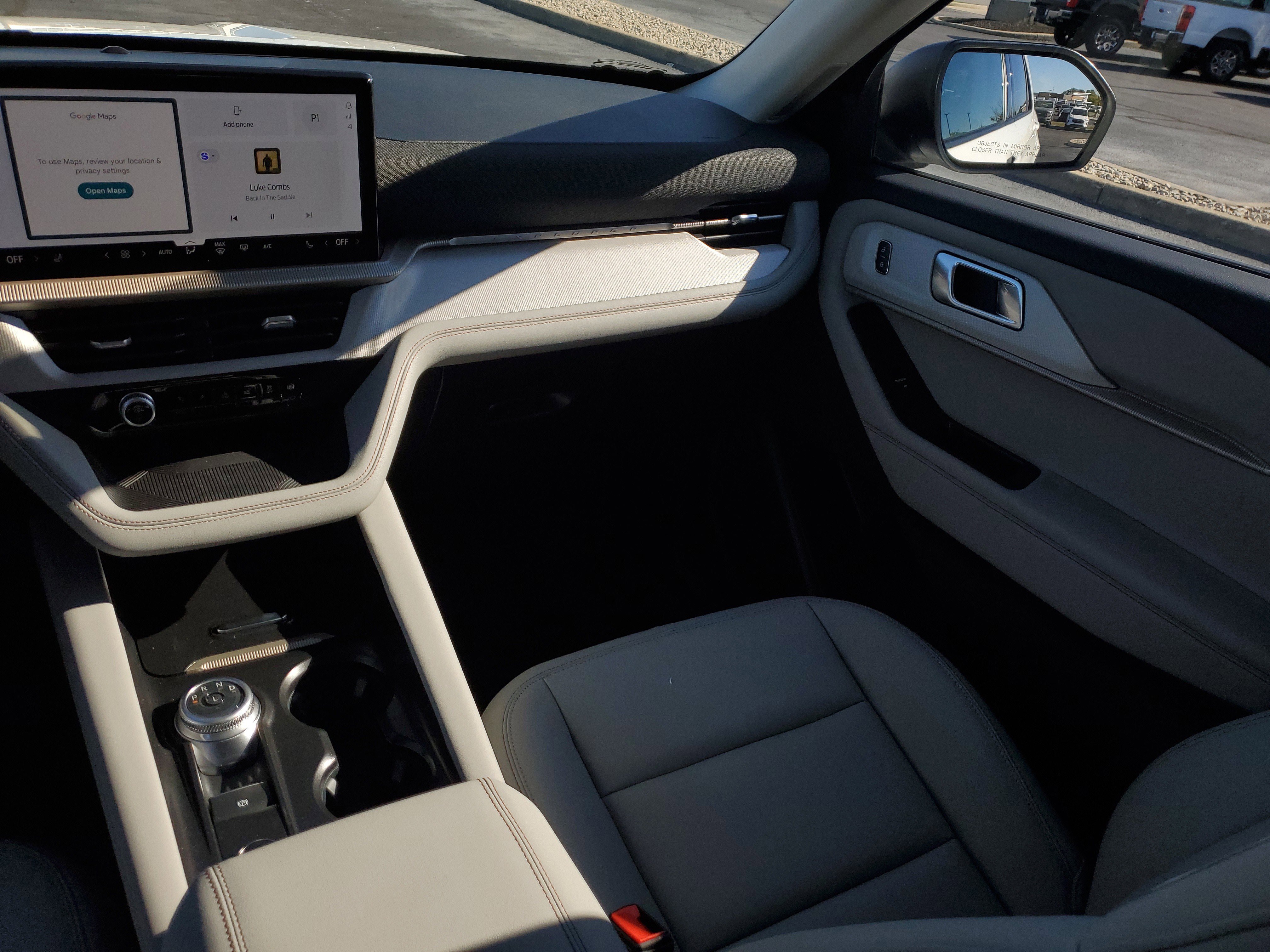 New 2025 Ford Explorer Active w/ Active Comfort Package image 16