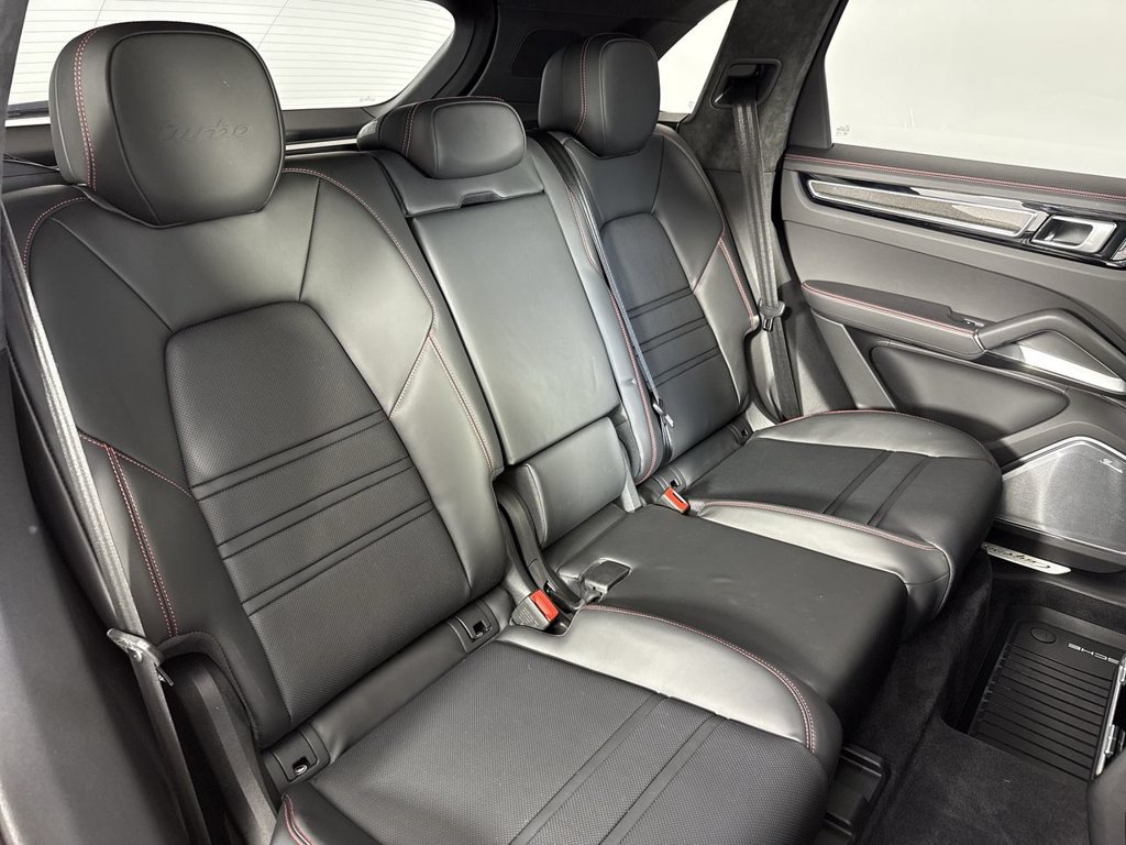 Certified 2023 Porsche Cayenne Turbo AWD/4WD image 23