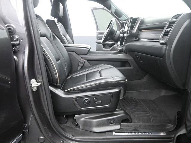 Used 2024 RAM 1500 Limited w/ Body Color Bumper Group image 18