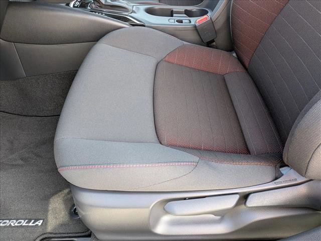 Certified 2026 Toyota Corolla SE w/ Carpet Mat Package (TMS) FWD image 4