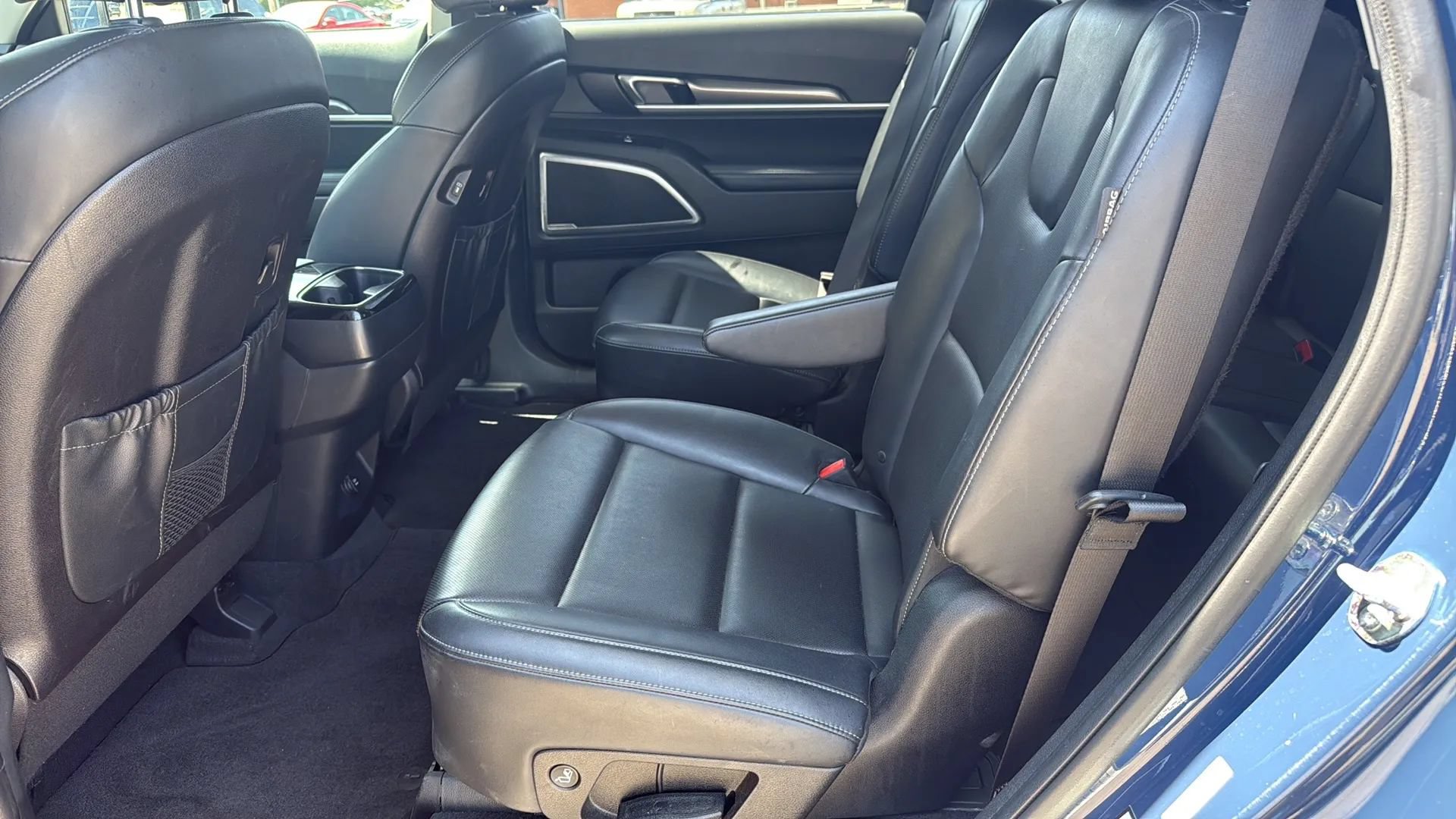 Used 2025 Kia Telluride S AWD/4WD image 14