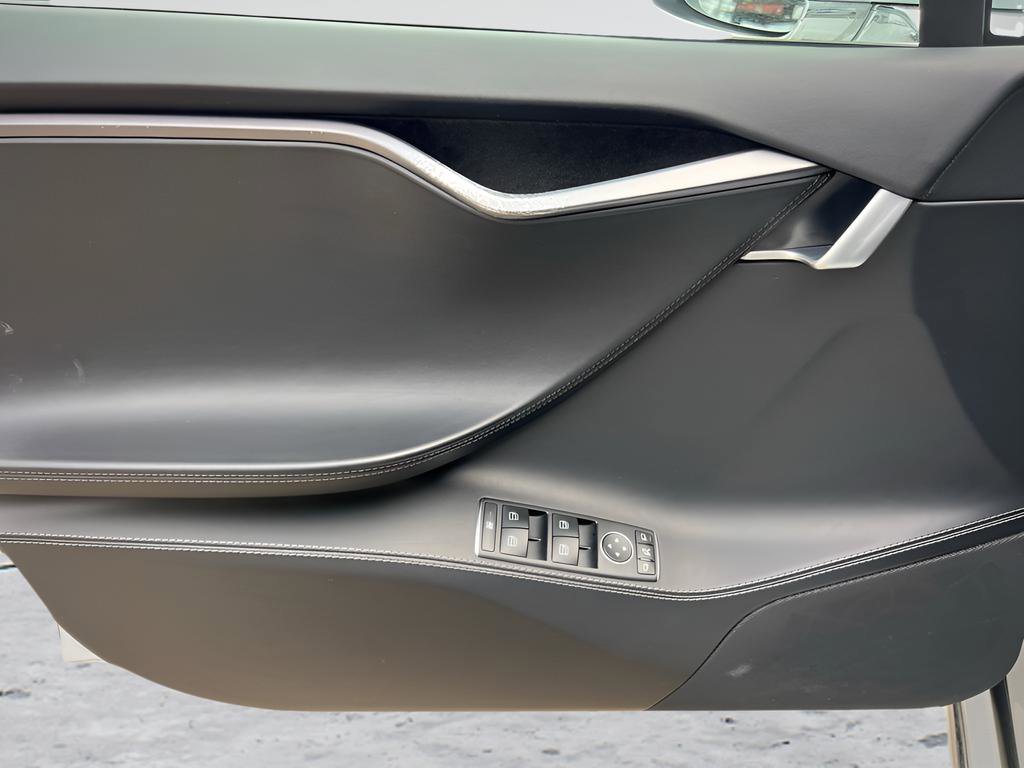 Used 2021 Tesla Model S Long Range Plus image 38