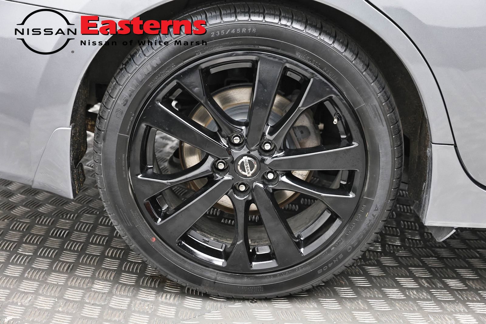 Used 2018 Nissan Altima 2.5 SR w/ SR Midnight Edition image 30