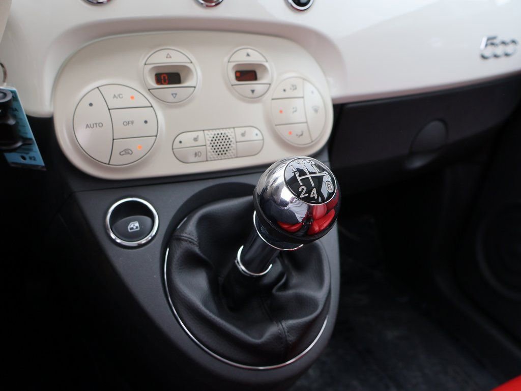 Used 2013 FIAT 500 Lounge w/ Luxury Leather Pkg image 30