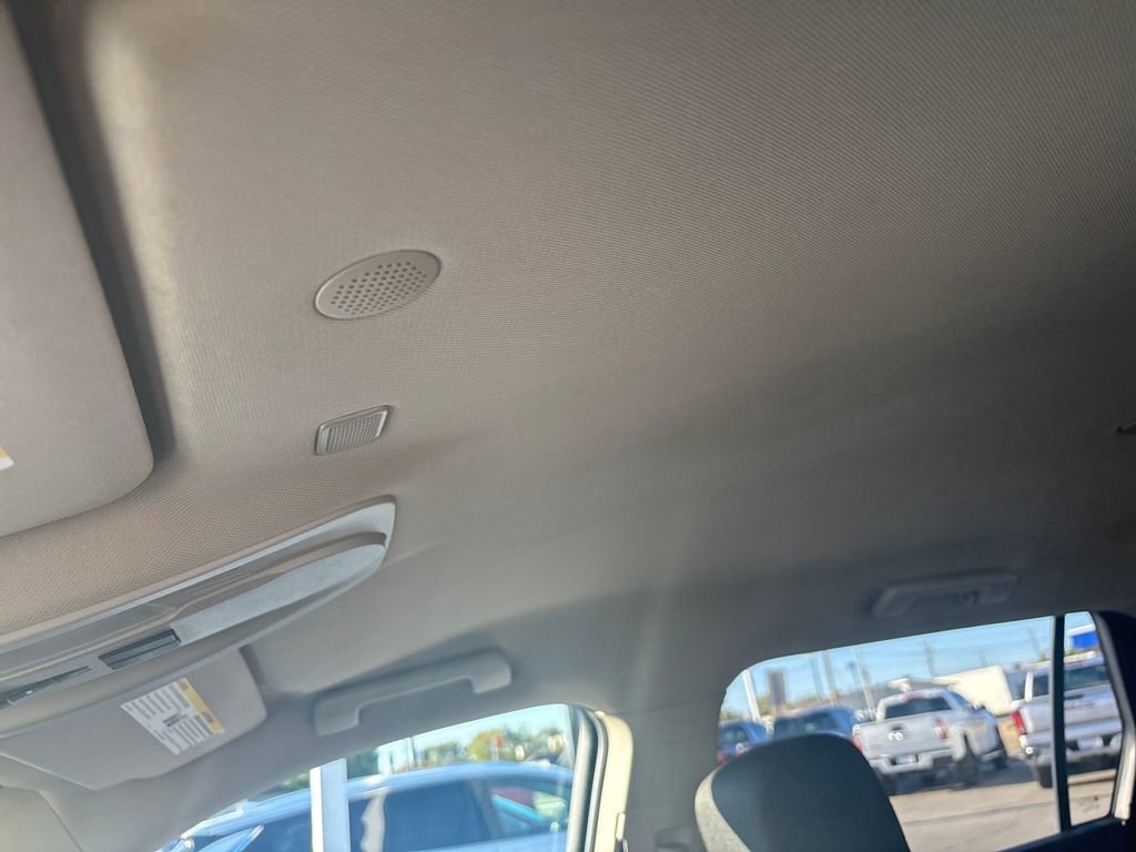 Used 2017 GMC Terrain SLE image 28