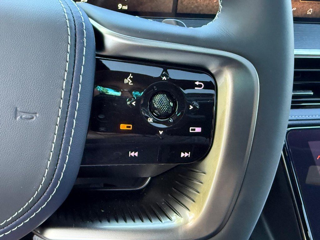 New 2027 INFINITI QX80 Sensory AWD/4WD image 16