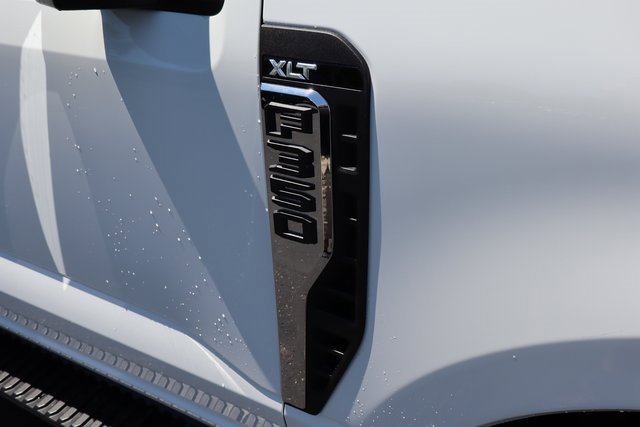 New 2025 Ford F350 XLT image 18