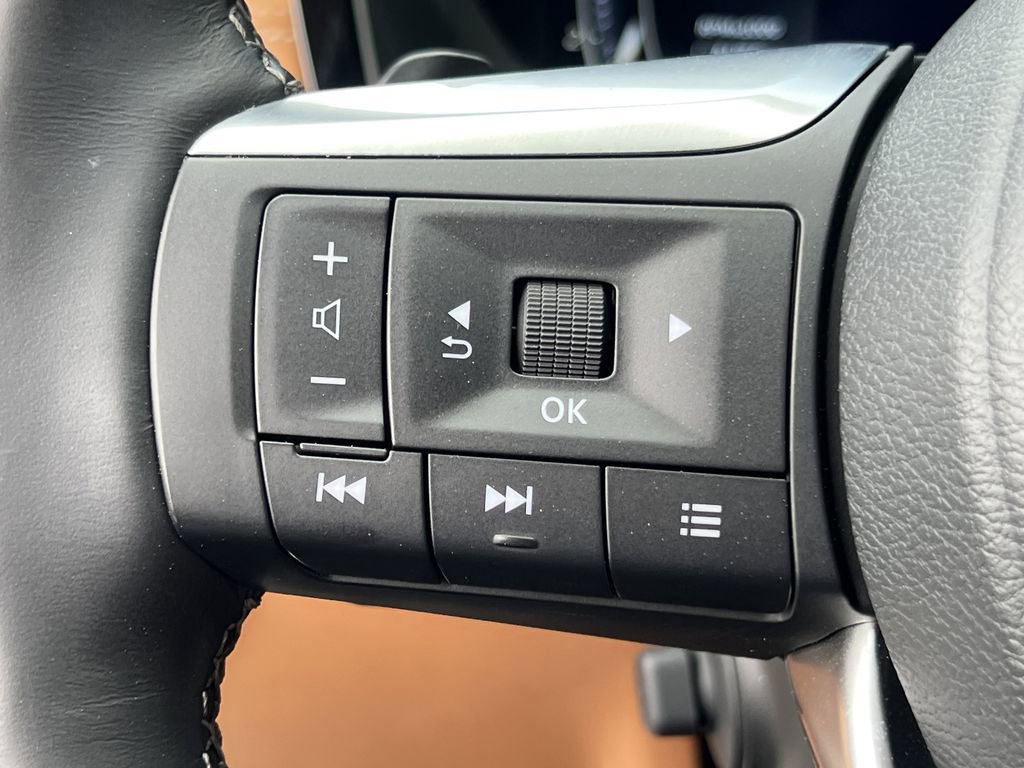 Used 2025 INFINITI QX60 Sensory w/ Vision Package image 22